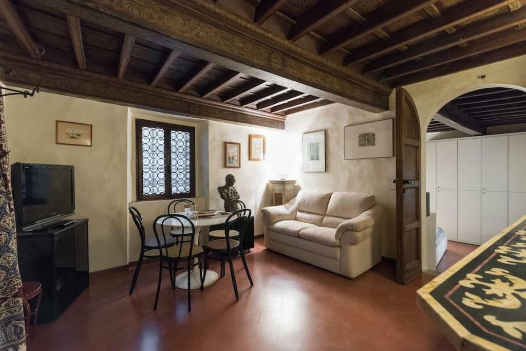 Renaissance Apartment Флоренція Екстер'єр фото